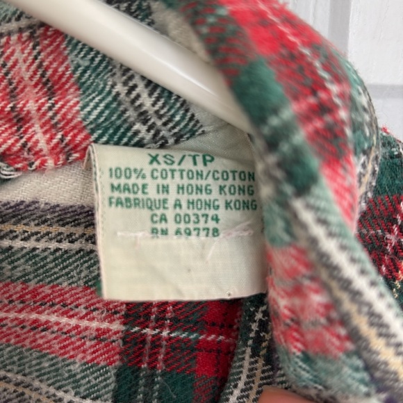 VINTAGE HEAVYWEIGHT COZY PLAID BUTTON DOWN - Picture 5 of 5